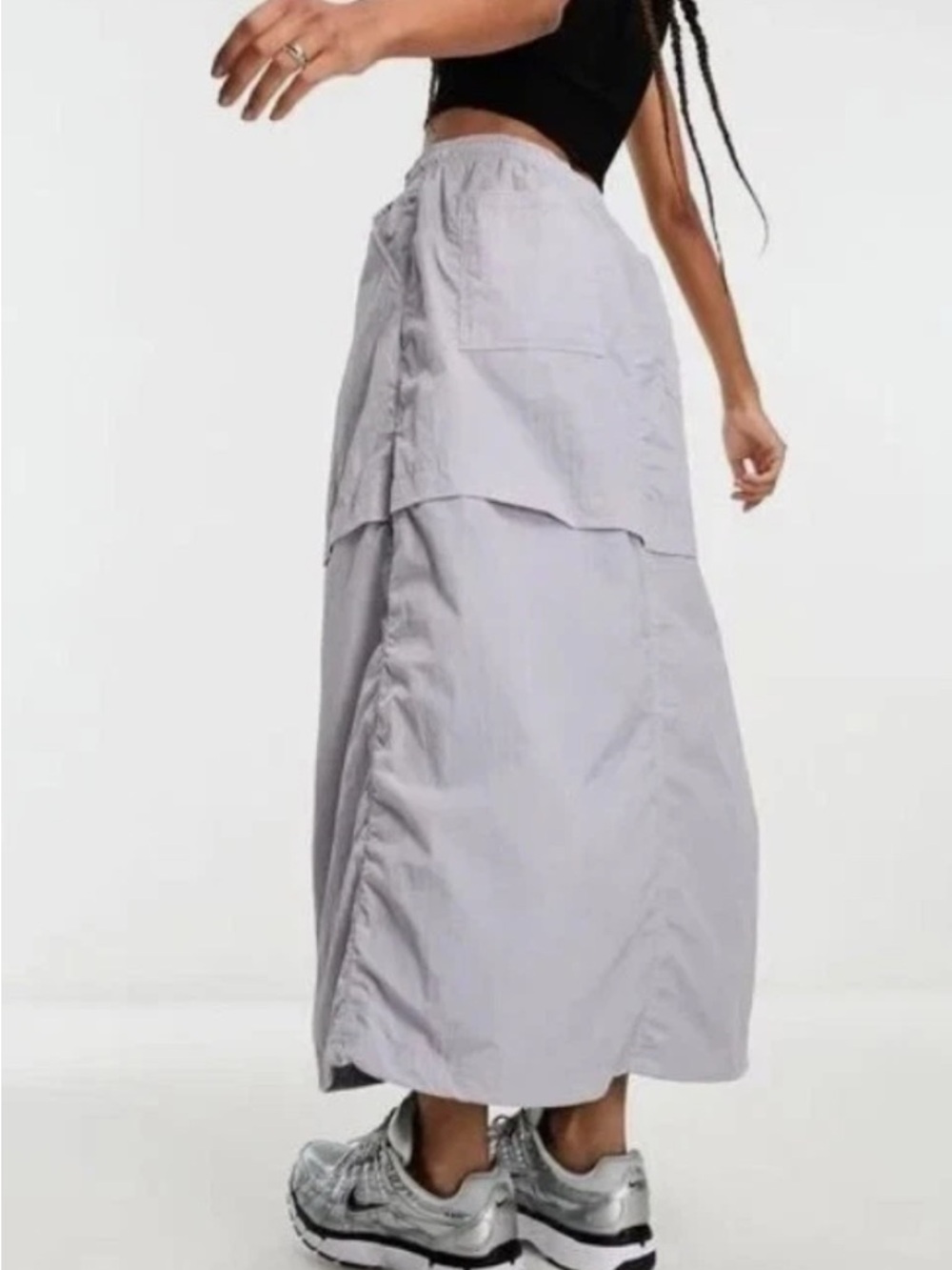 Nike Women's
Sportswear
Water
Resistant
Nylon Maxi
Skirt size Medium - Picture 2 of 16